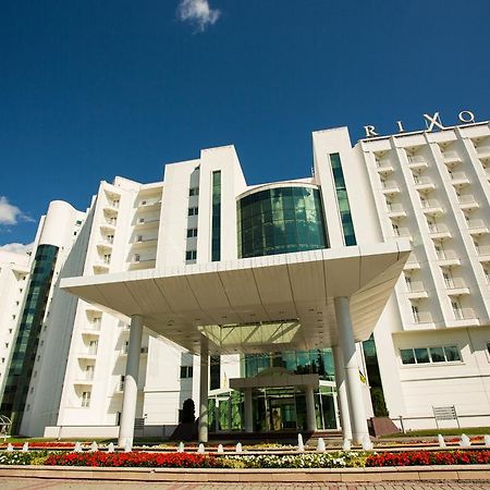 Rixos-Prykarpattya Resort Truskavets Ngoại thất bức ảnh