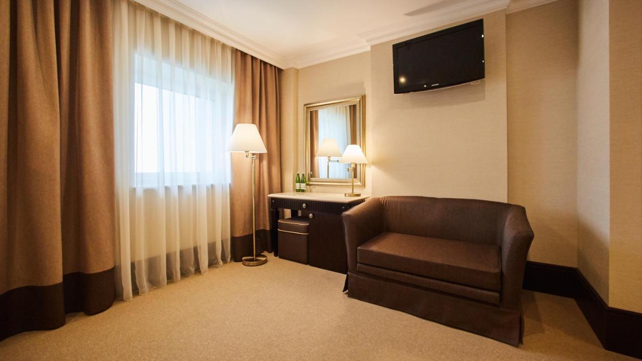 Rixos-Prykarpattya Resort Truskavets Ngoại thất bức ảnh